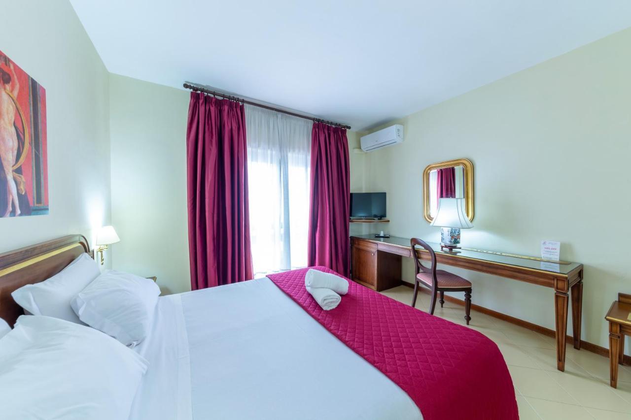 Hotel Sakura Торе дел Греко Екстериор снимка