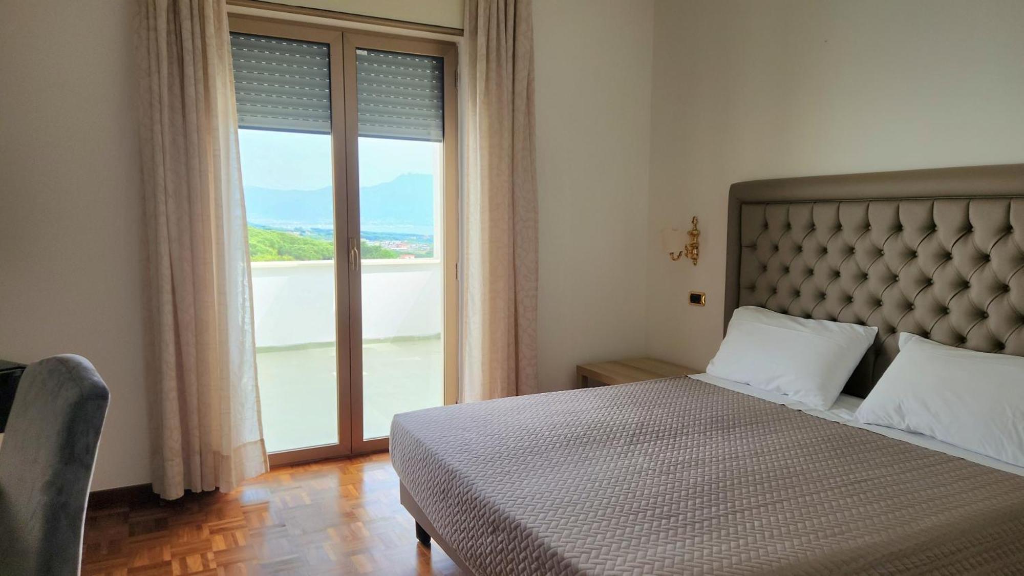 Hotel Sakura Торе дел Греко Екстериор снимка