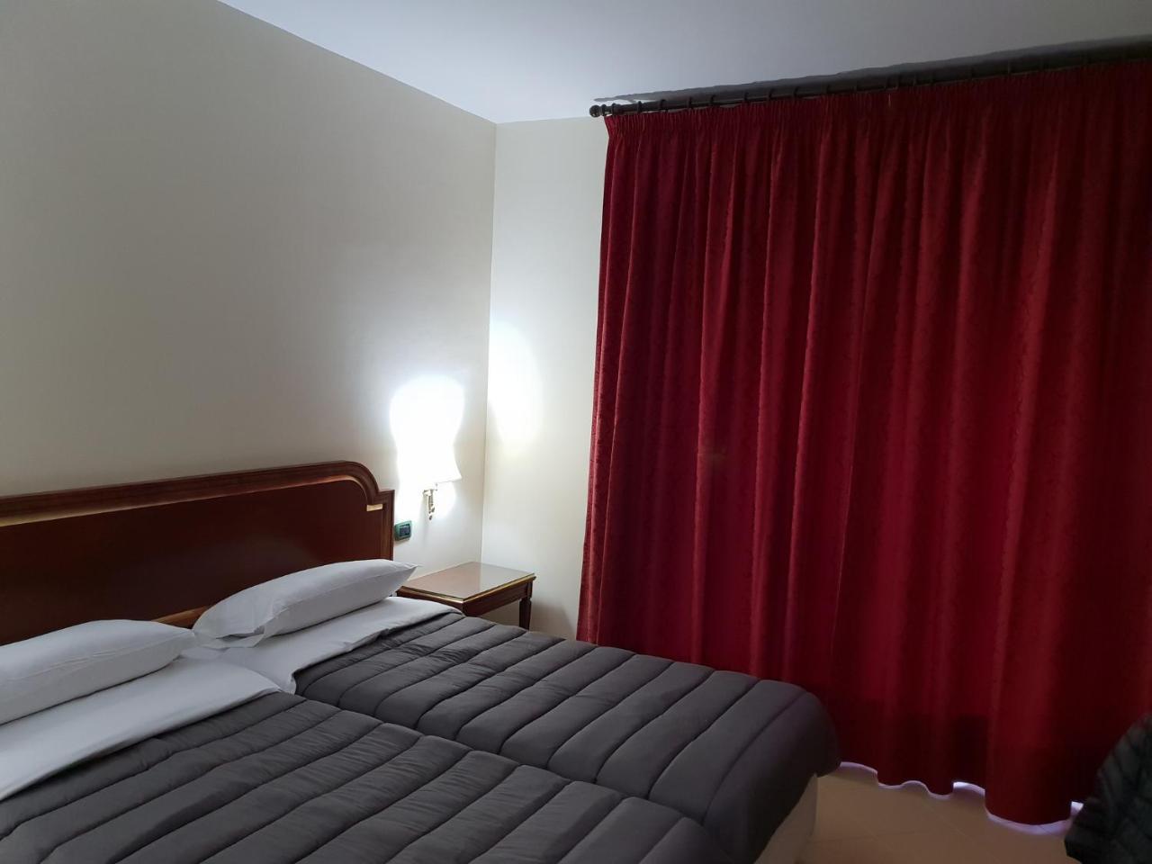 Hotel Sakura Торе дел Греко Екстериор снимка