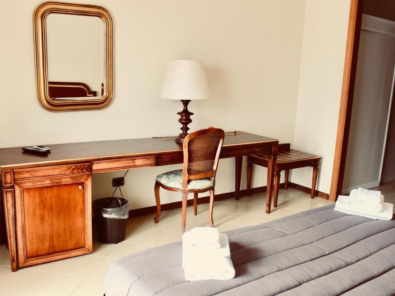 Hotel Sakura Торе дел Греко Екстериор снимка